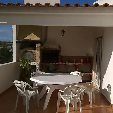 Casa Alto Do Vale * 马夫拉