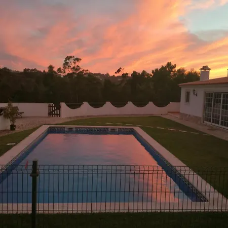Casa Alto Do Vale * 马夫拉
